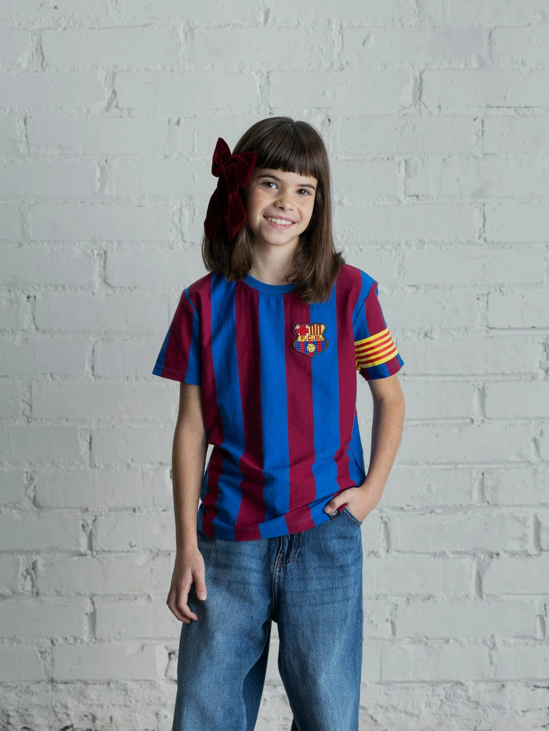 Young supporter, FC Barcelona official children editorial