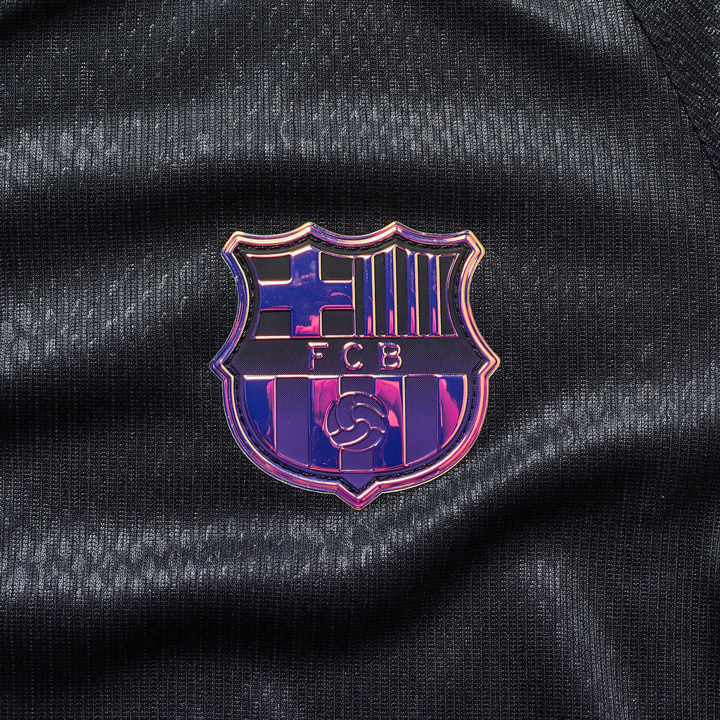 Barcelona women away jersey 2026/27 - crest detail