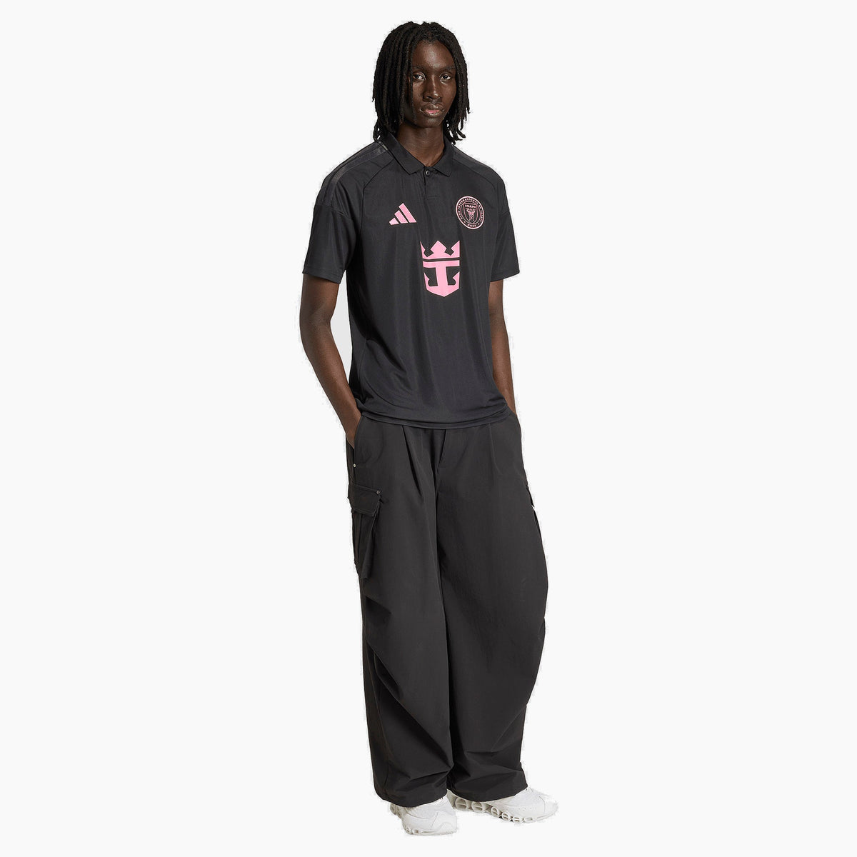 Inter miami 2026/27 away jersey - full fit on model