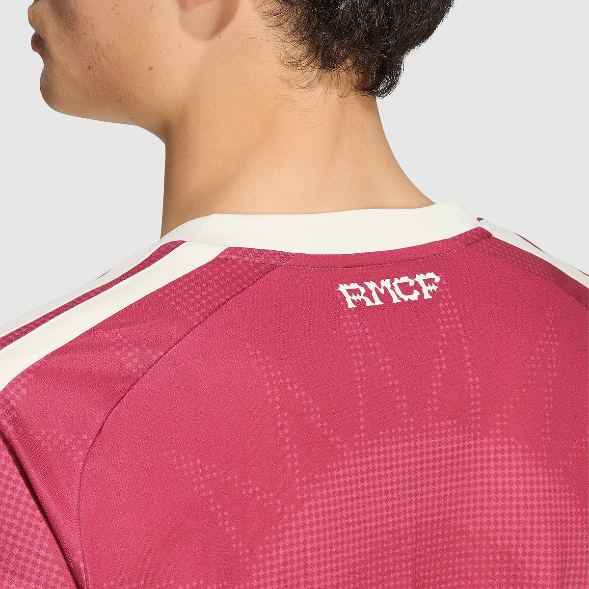 Real madrid 202026/27 third long-sleeve jersey - back collar detail