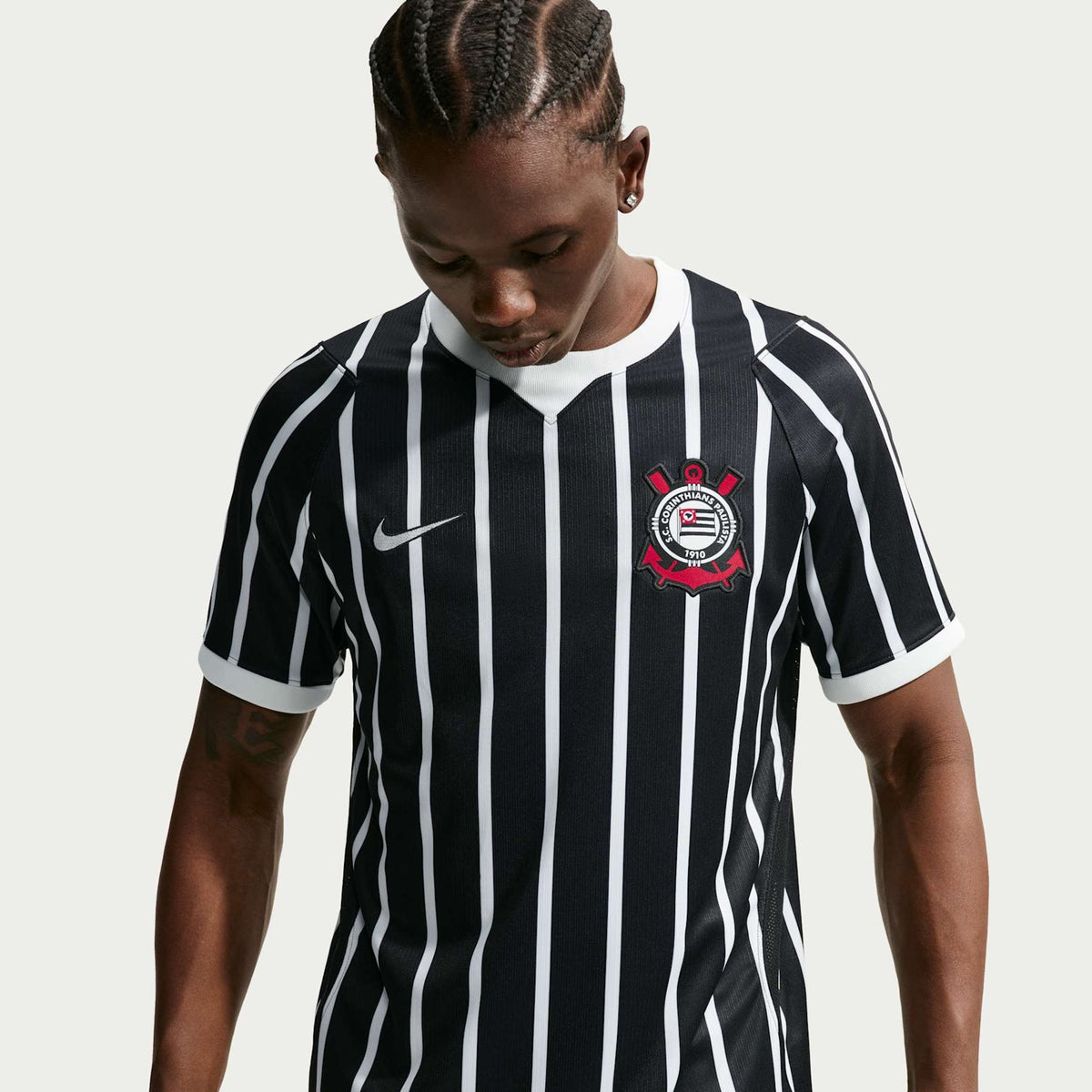 Corinthians 2026/27 Away Jersey - front view on model, close-up