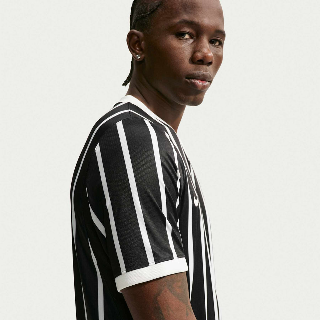 Corinthians 2026/27 Away Jersey - side view on model