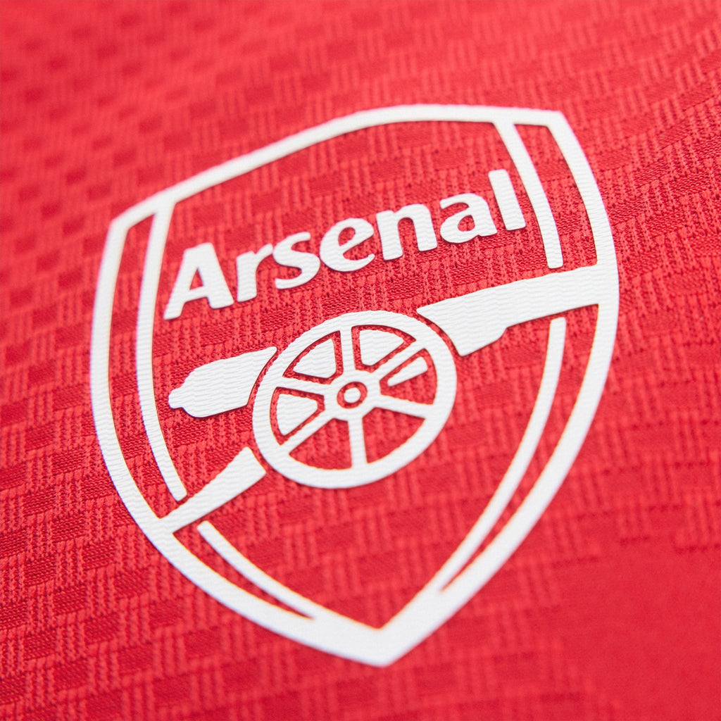 Arsenal 2026/27 Home Player Jersey - crest detail