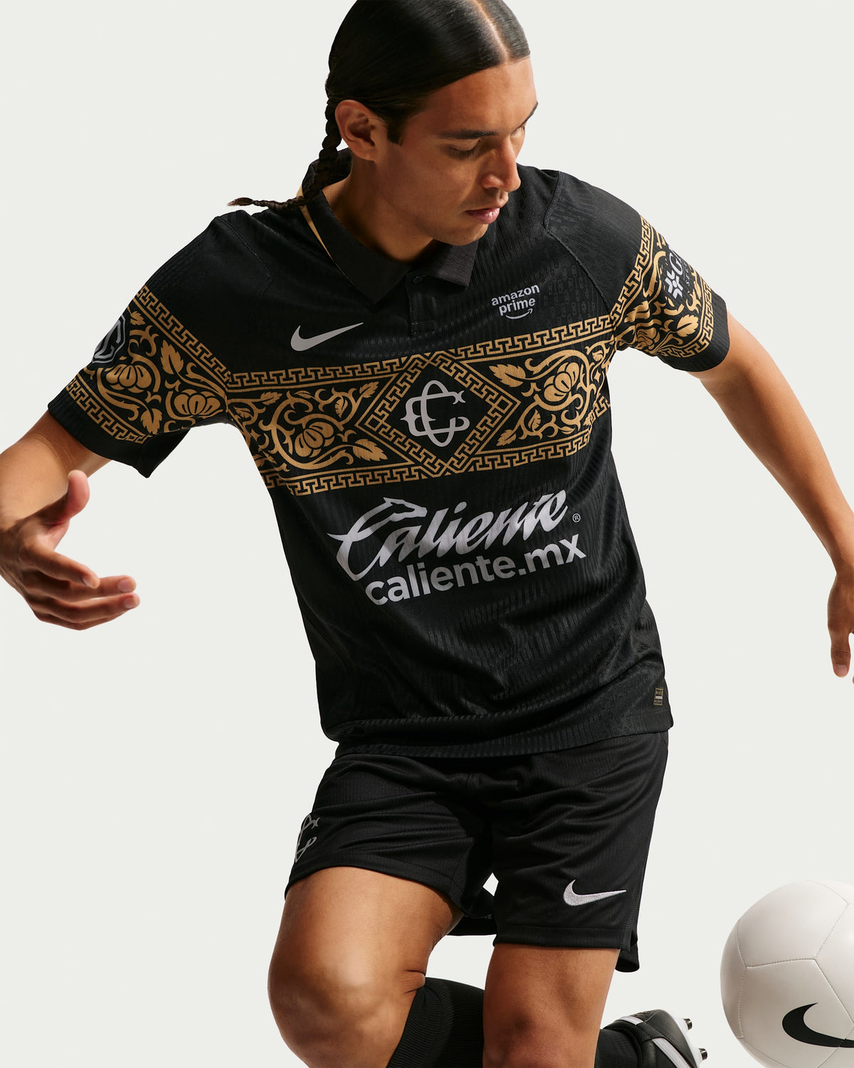 Chivas Guadalajara 2026/27 black third player jersey - model chest detail