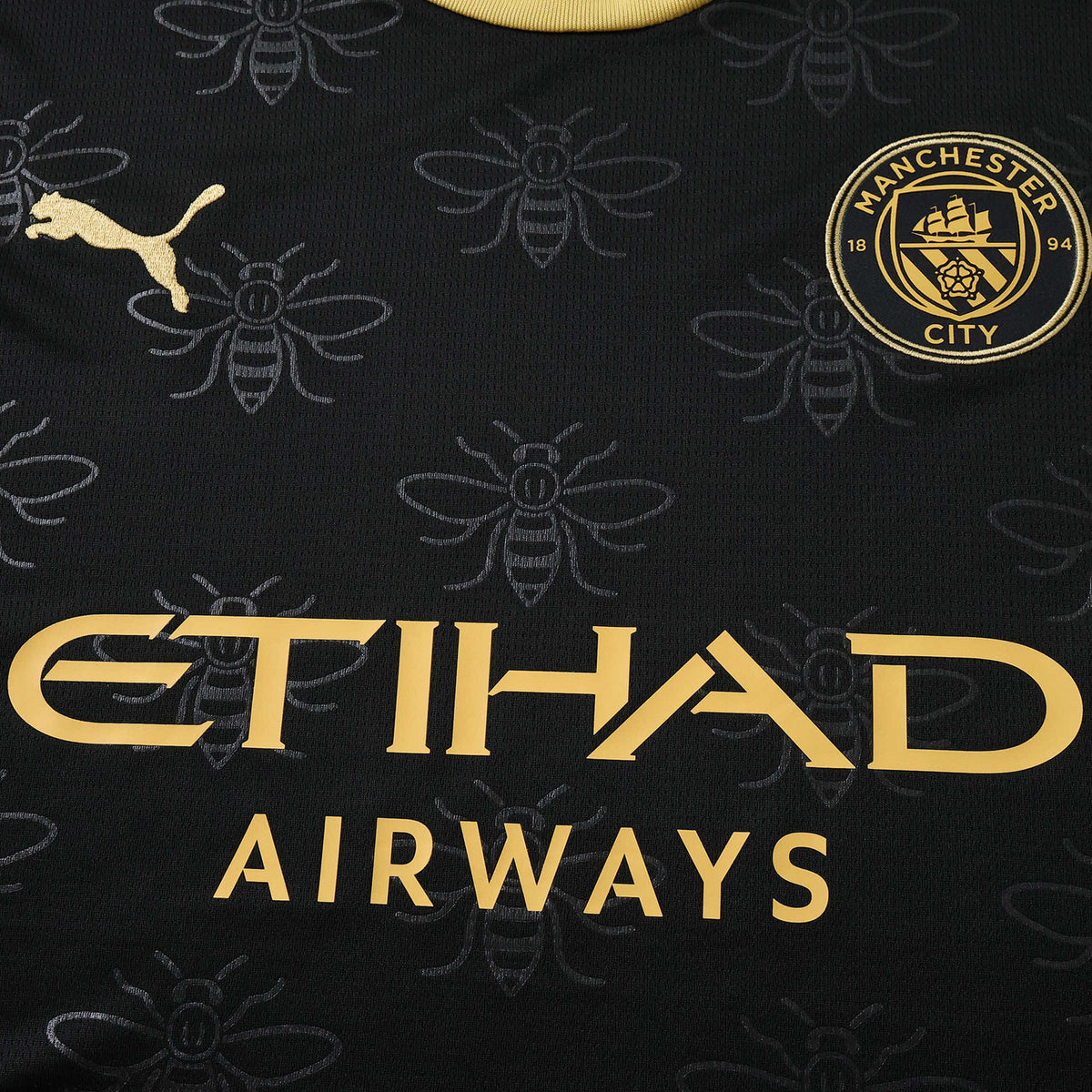 Manchester City 2026/27 Away Kids Kit — product view 5