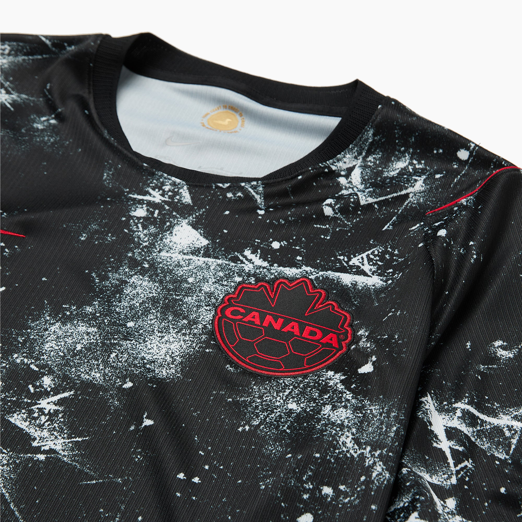 Canada 2026 Away soccer jersey - crest detail