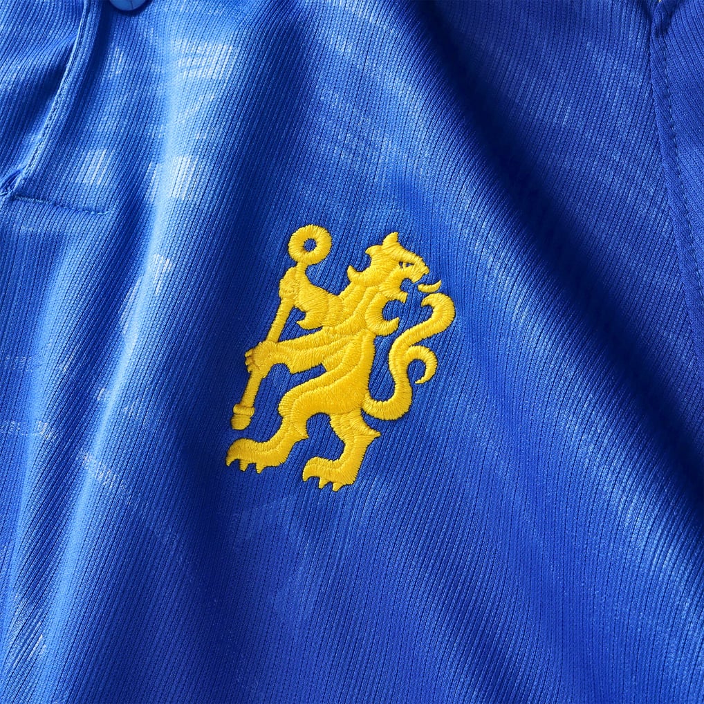Chelsea 2026/27 Home Long Sleeve Jersey - crest and fabric detail