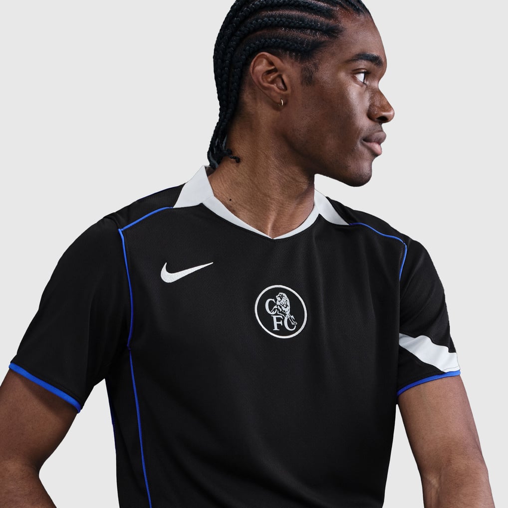 Chelsea 2025/26 Third Jersey - worn view and upper chest detail
