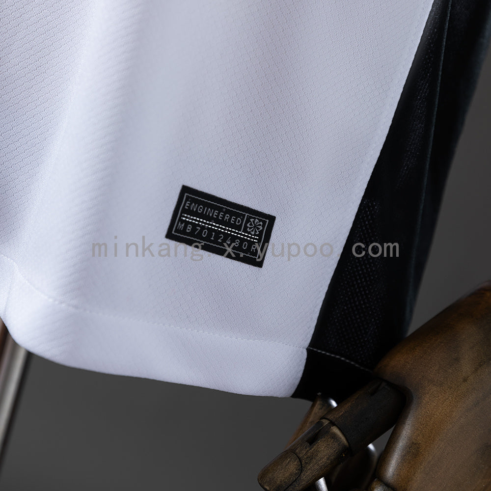 Corinthians 2025/26 Home Jersey - hem label and fabric detail