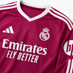 Real Madrid 2026/27 Third Player Long Sleeve Jersey - crest detail