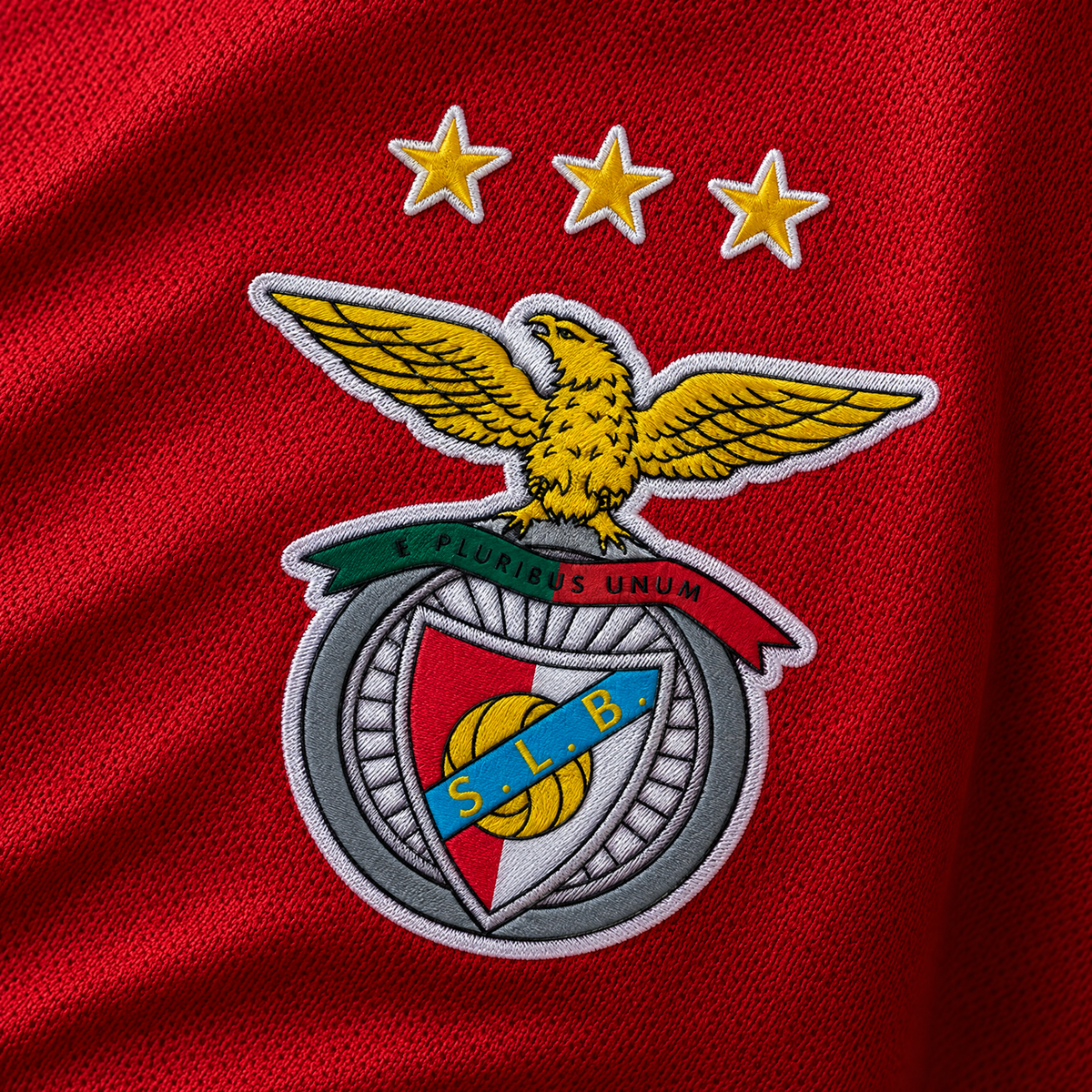 Benfica 2026/27 Home Kids Kit — crest detail