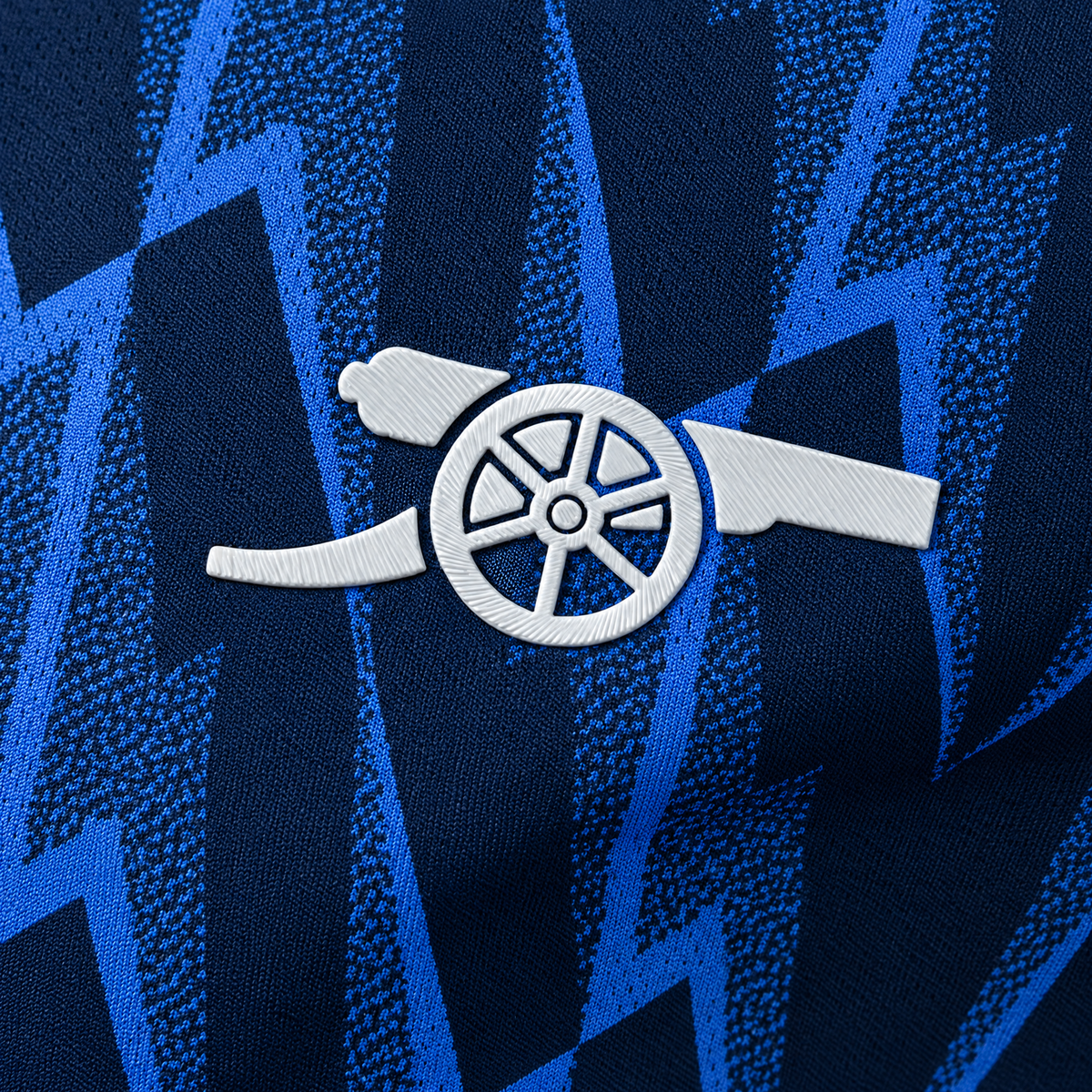 Arsenal 2025/26 Away Player Long Sleeve Jersey — crest detail