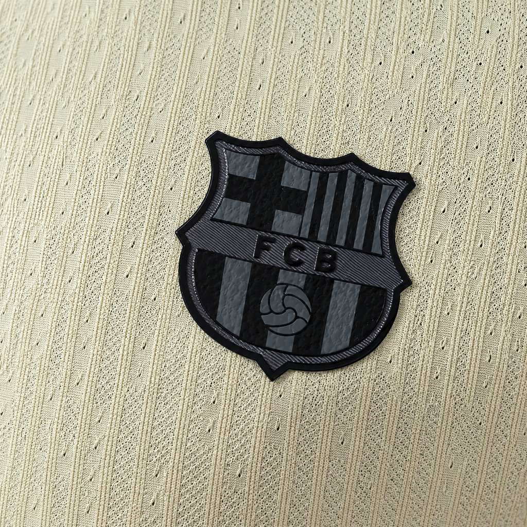 Barcelona 2025/26 Away Player Long Sleeve Jersey — crest detail