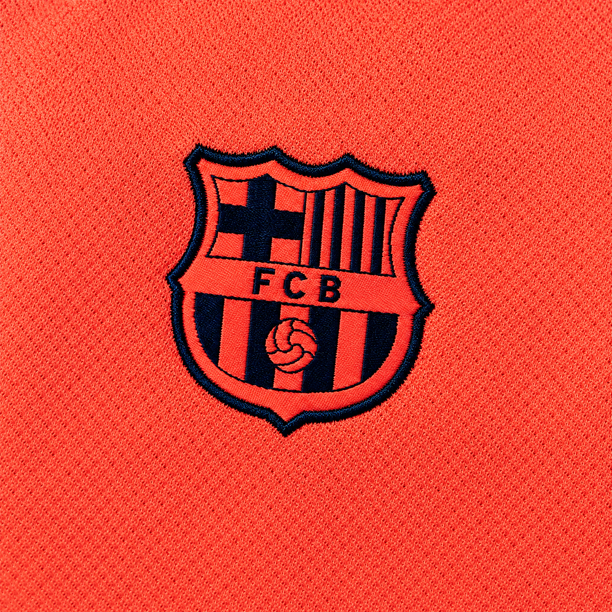 Barcelona 2025/26 Third Women's Jersey — crest detail