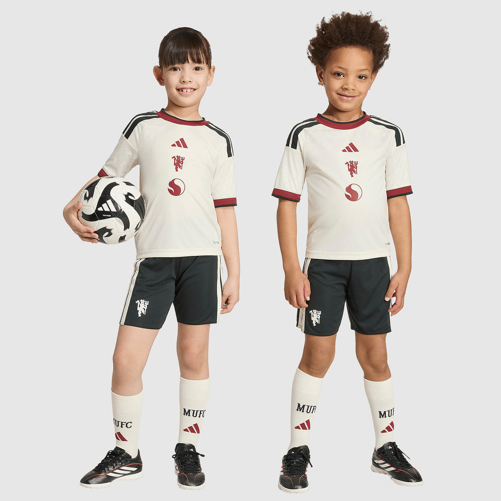 Manchester United 2026/27 Third Kids Kit — product view 2