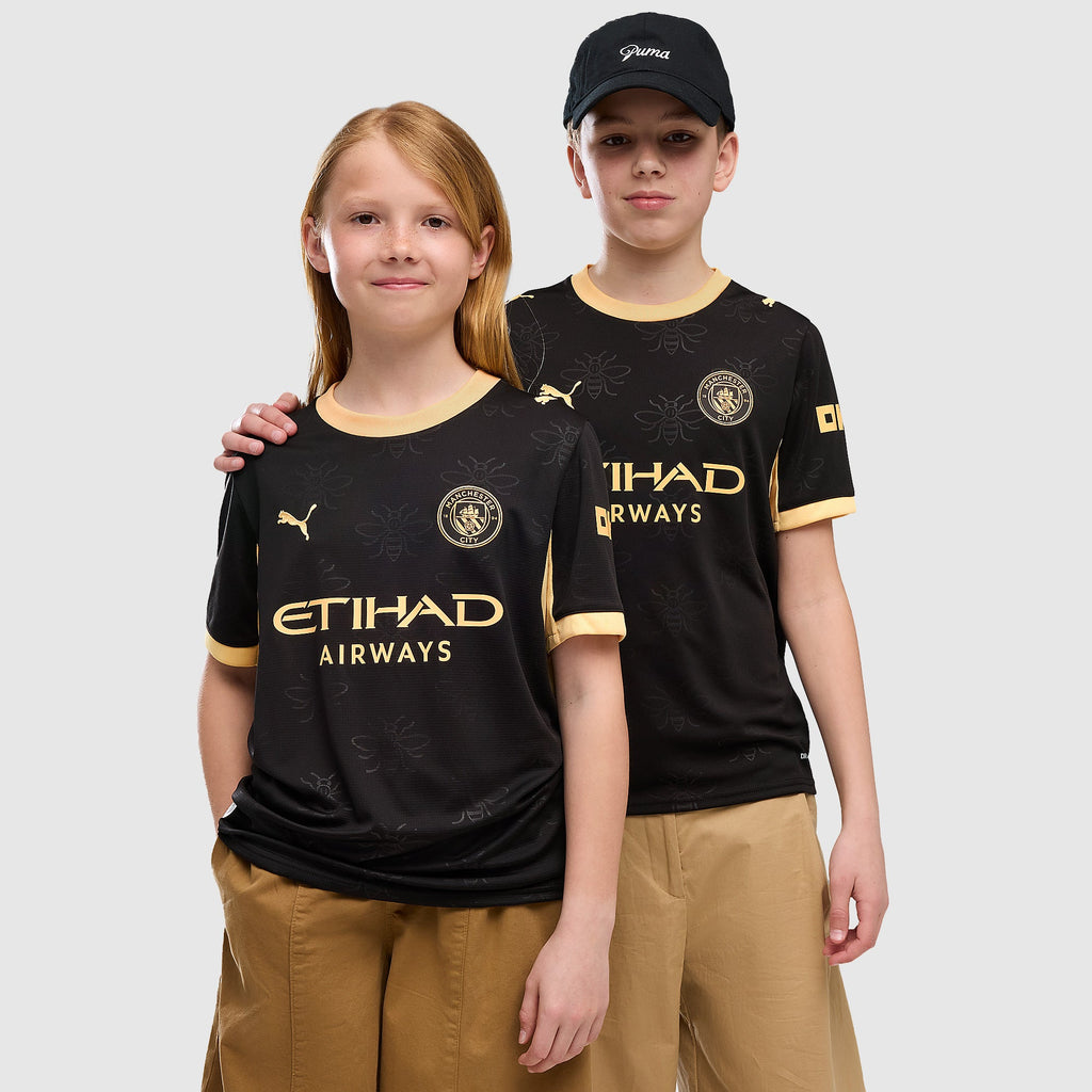 Manchester City 2026/27 Away Kids Kit — product view 2