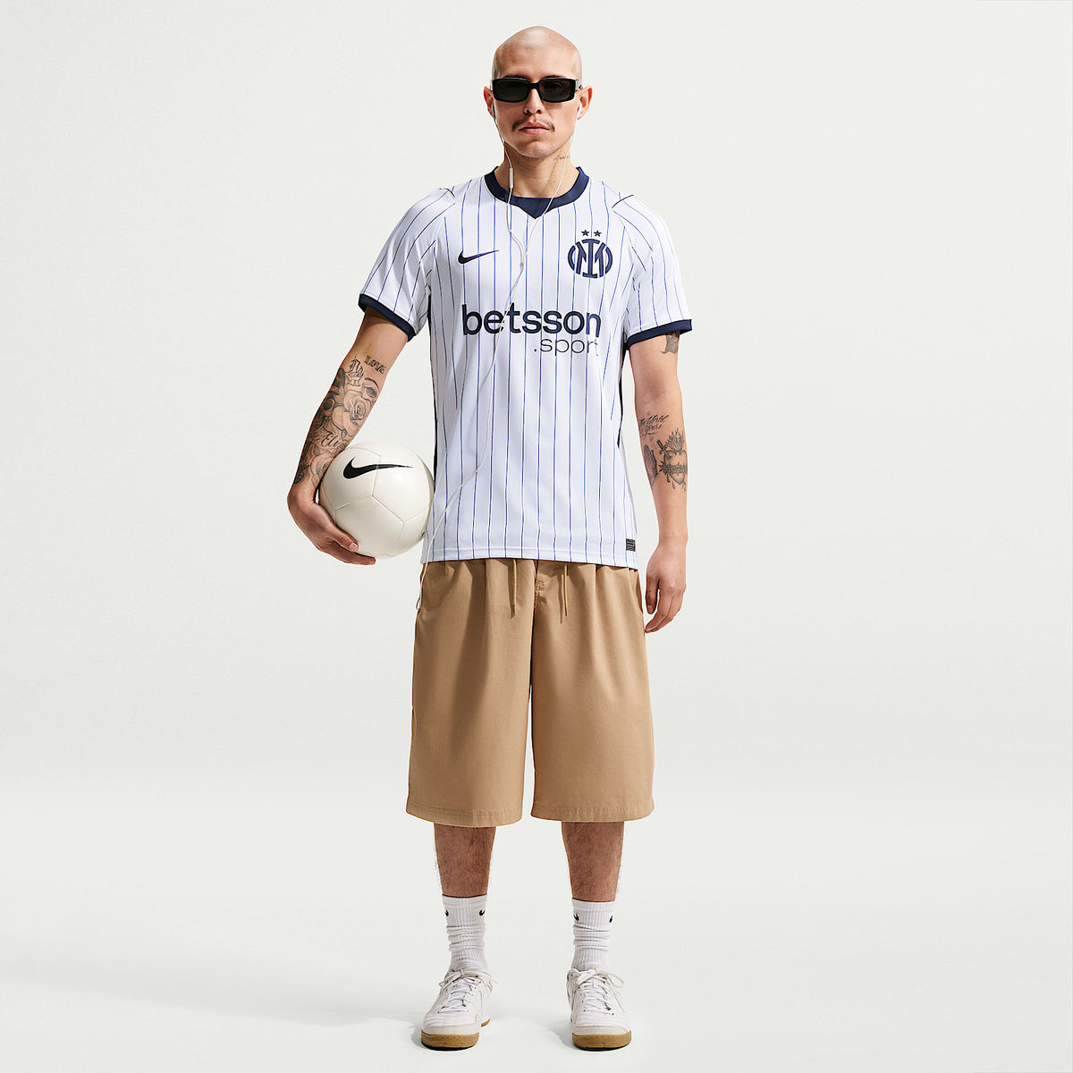 Inter Milan 2026/27 Away Jersey - model view