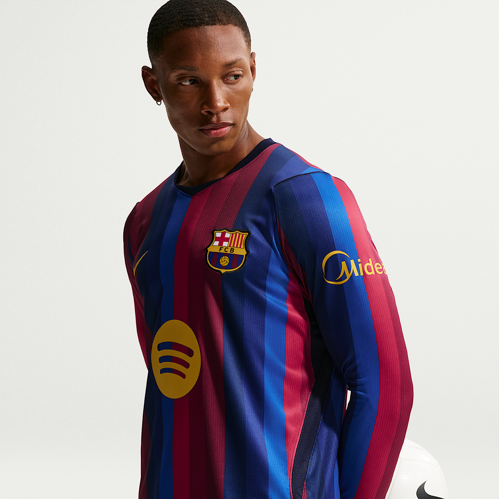 Barcelona 26/27 Home Long Sleeve Jersey — front on model