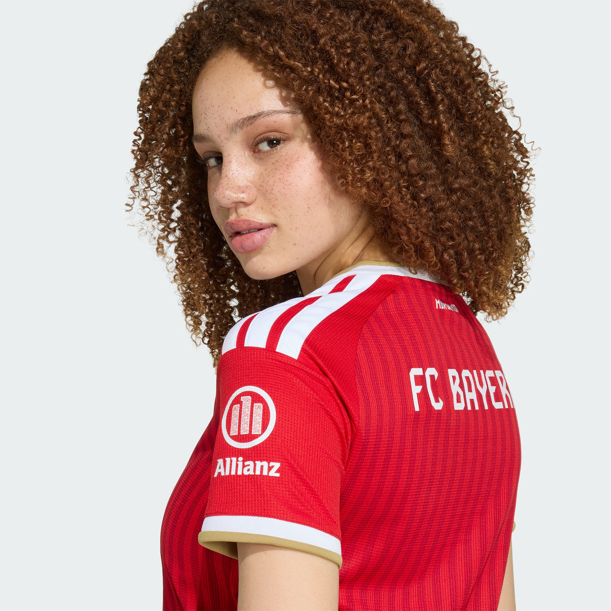 Bayern Munich 2026/27 Home Women's Jersey - garment detail