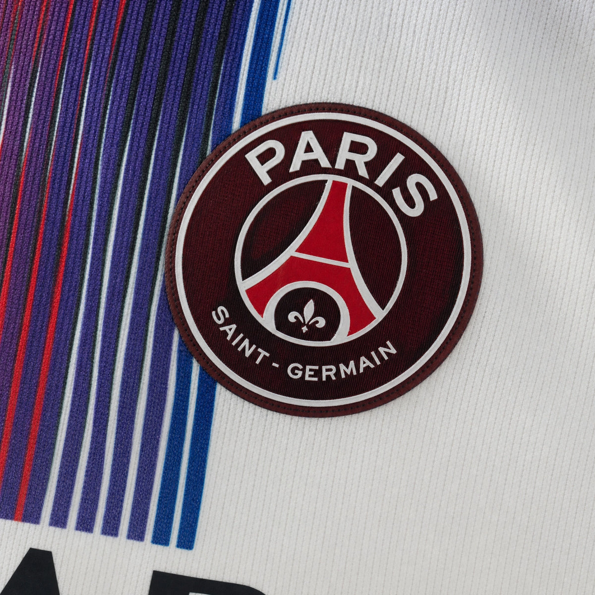 Paris Saint-Germain 2026/27 Away Kids Kit — crest and fabric detail