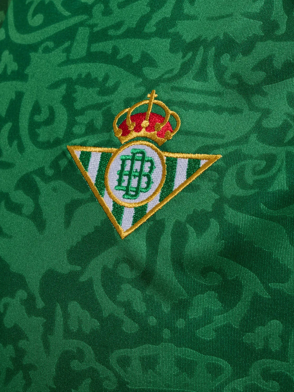 Real Betis 2026/27 Away Long Sleeve Jersey - Crest and fabric detail