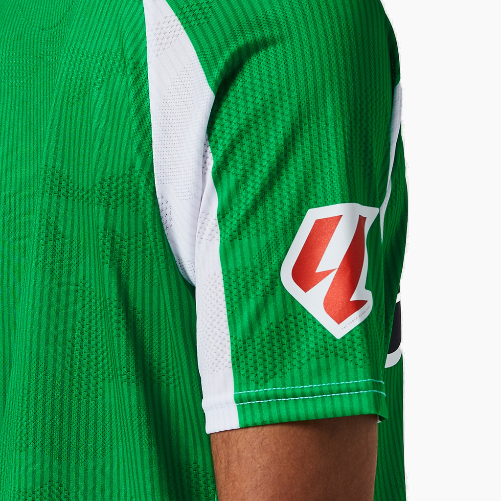 Real Betis 2025/26 Home soccer jersey - sleeve and shoulder detail