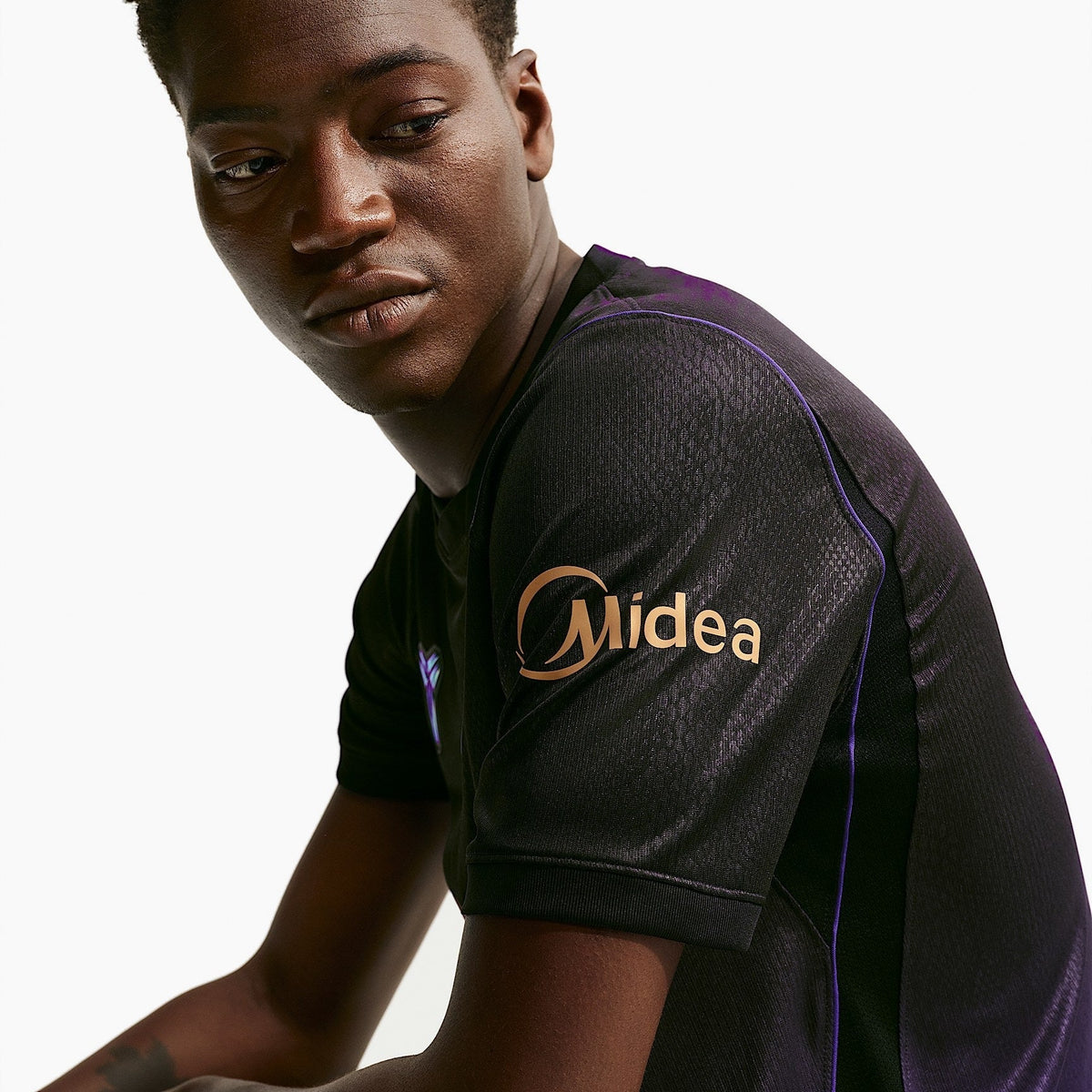 Barcelona 26/27 Away Jersey — Rodri 16 — View 5